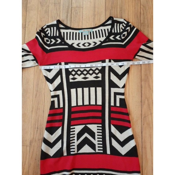 Flying Tomato Geometric 3/4 Sleeve Dress Sz M - Picture 4 of 8